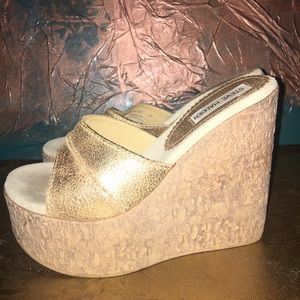 Steve Madden Gold and Light Brown Wedge